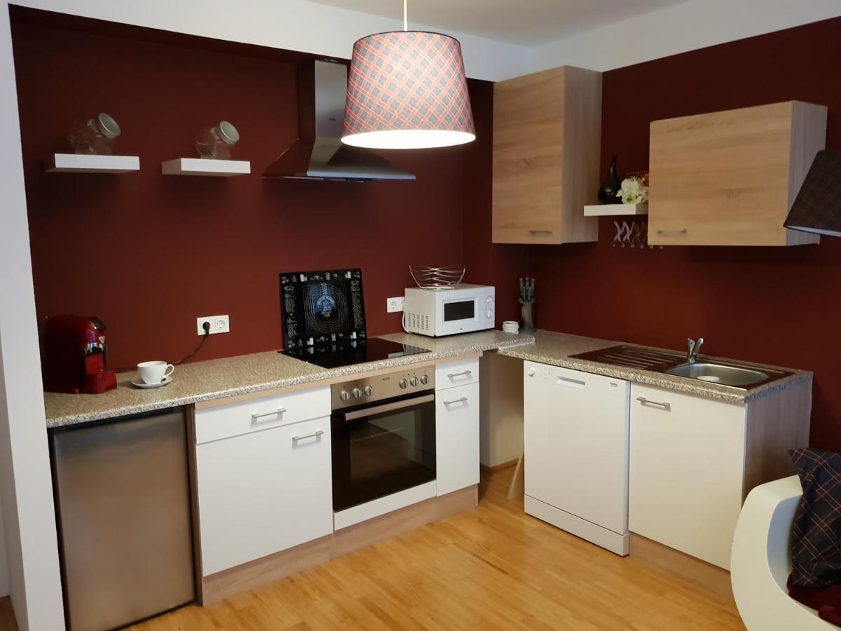 Bullsliving Kaisermuehlen Apartment Erni Next To Uno City Wien Ngoại thất bức ảnh